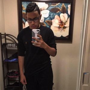 Meet your Posher, Darius